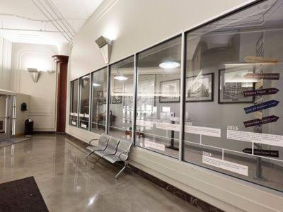 Free Parking! Downtown King Suite Lucas Oil- Conv Center Skywalk#1 Indianapolis Bagian luar foto